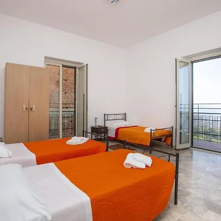 Casa D'alunzio - Per Ferie In Ospitalita' Diffusa Bed & Breakfast